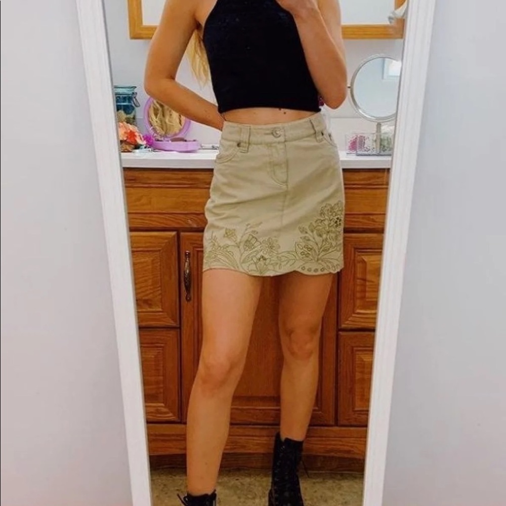 Embroidered khaki miniskirt